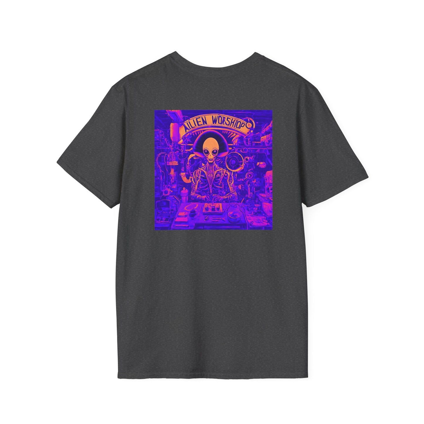 Unisex Softstyle T-Shirt Ailien Worshiop